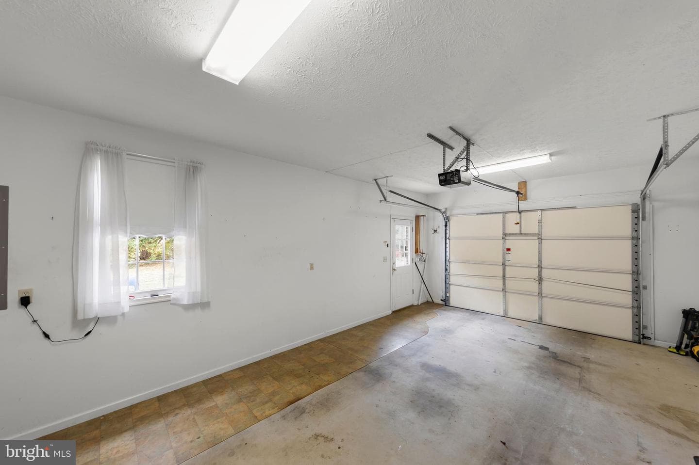106 Waterview Dr photo 47