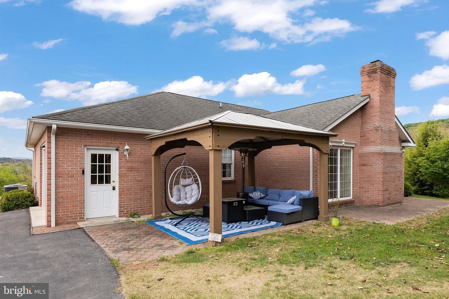 106 Waterview Dr photo 5