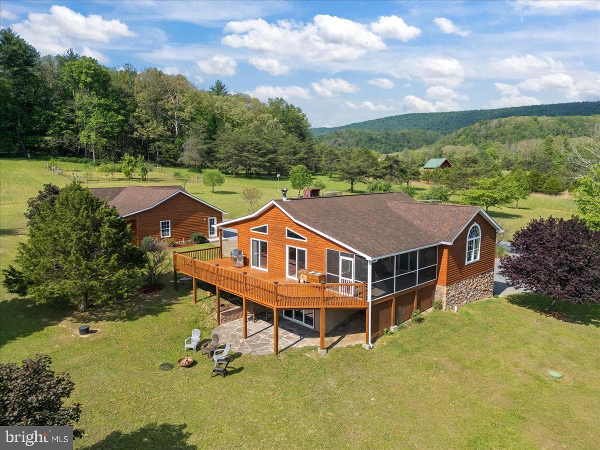 1054 River Bend Drive photo 13