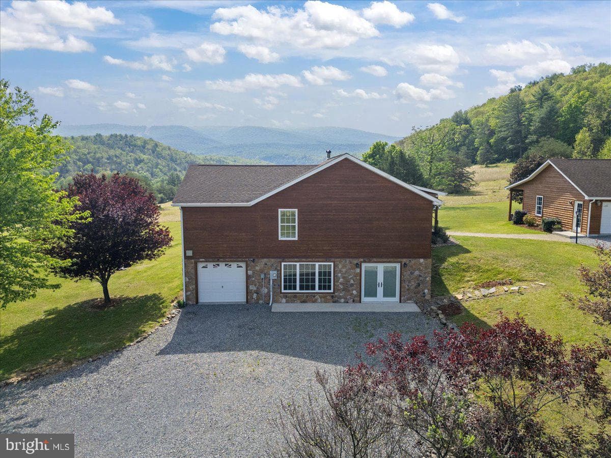 1054 River Bend Drive photo 15