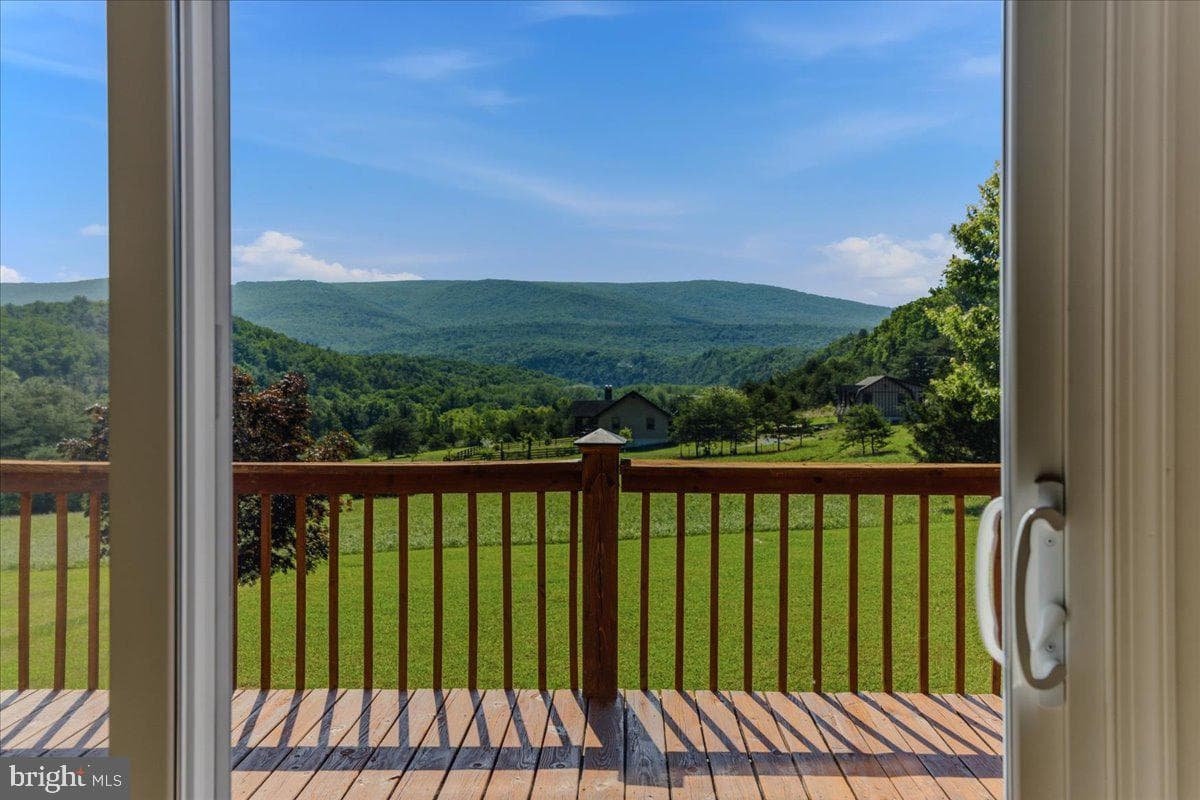1054 River Bend Drive photo 38
