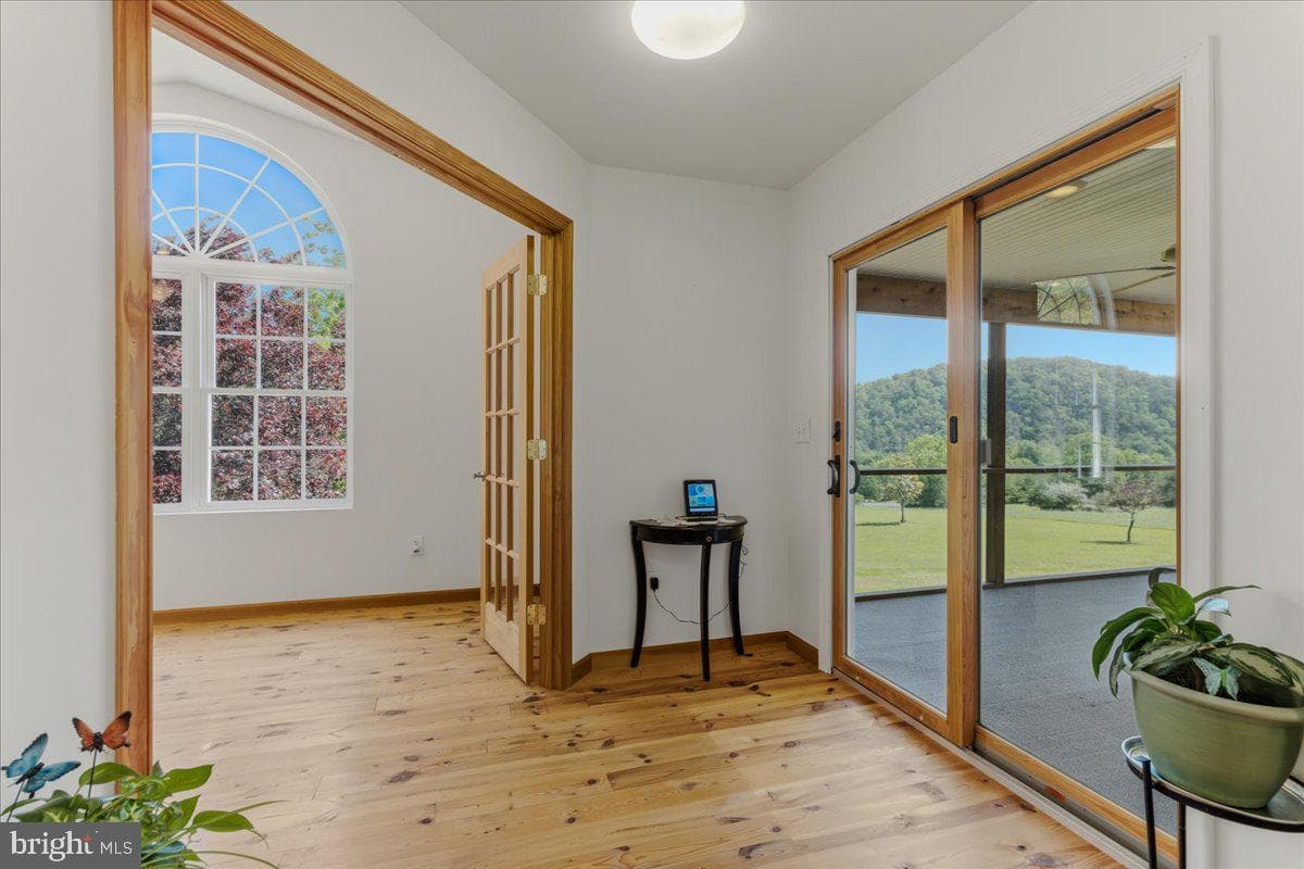 1054 River Bend Drive photo 49