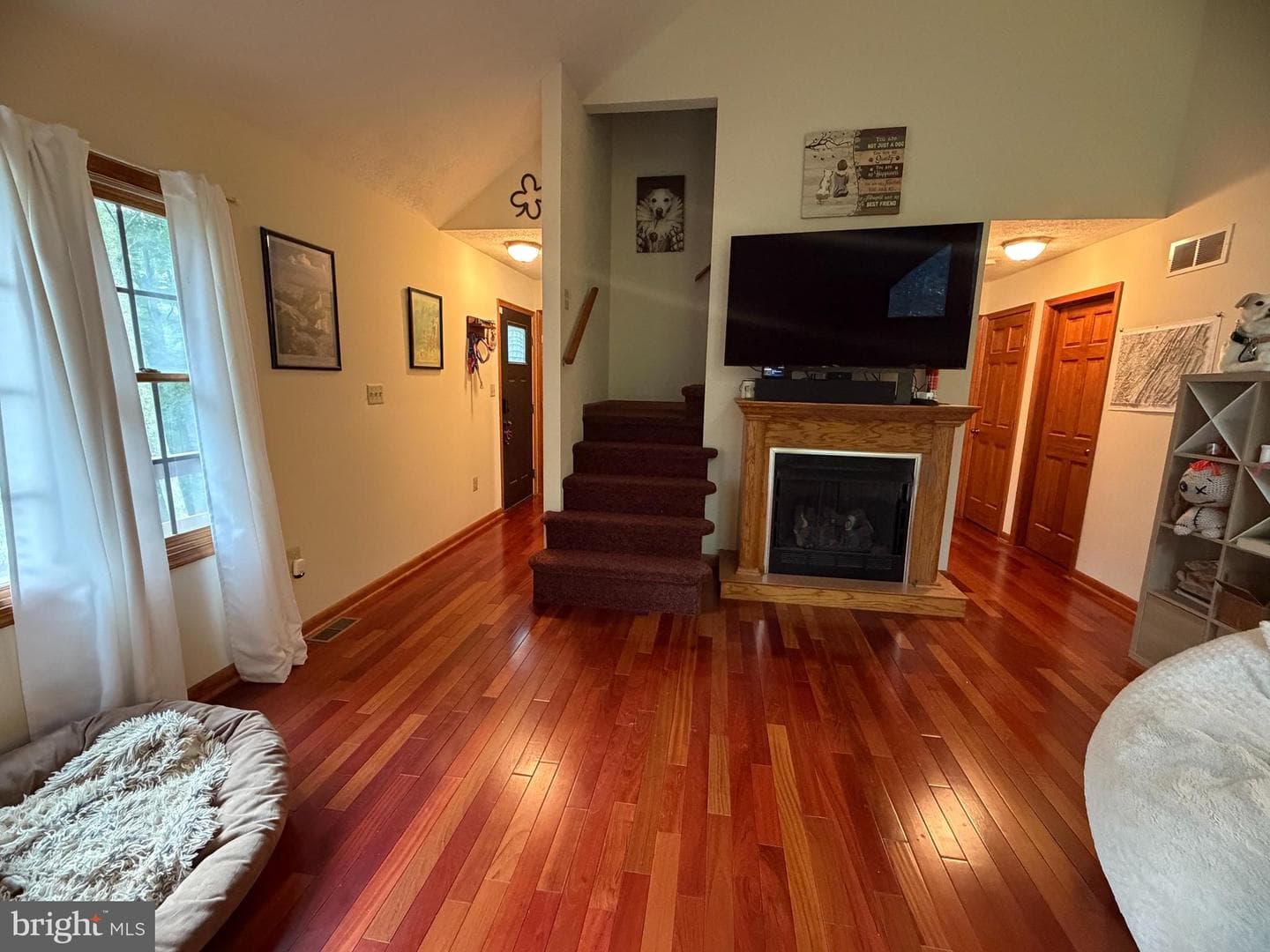 945 White Oak Trl photo 7