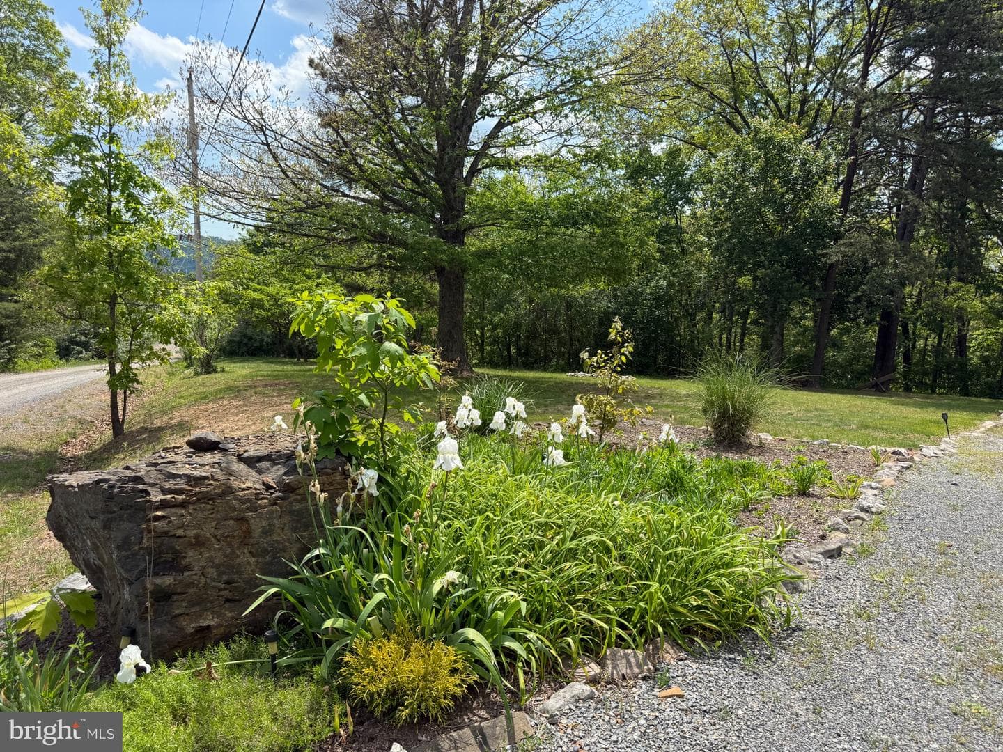 575 N River Highlands Rd photo 11