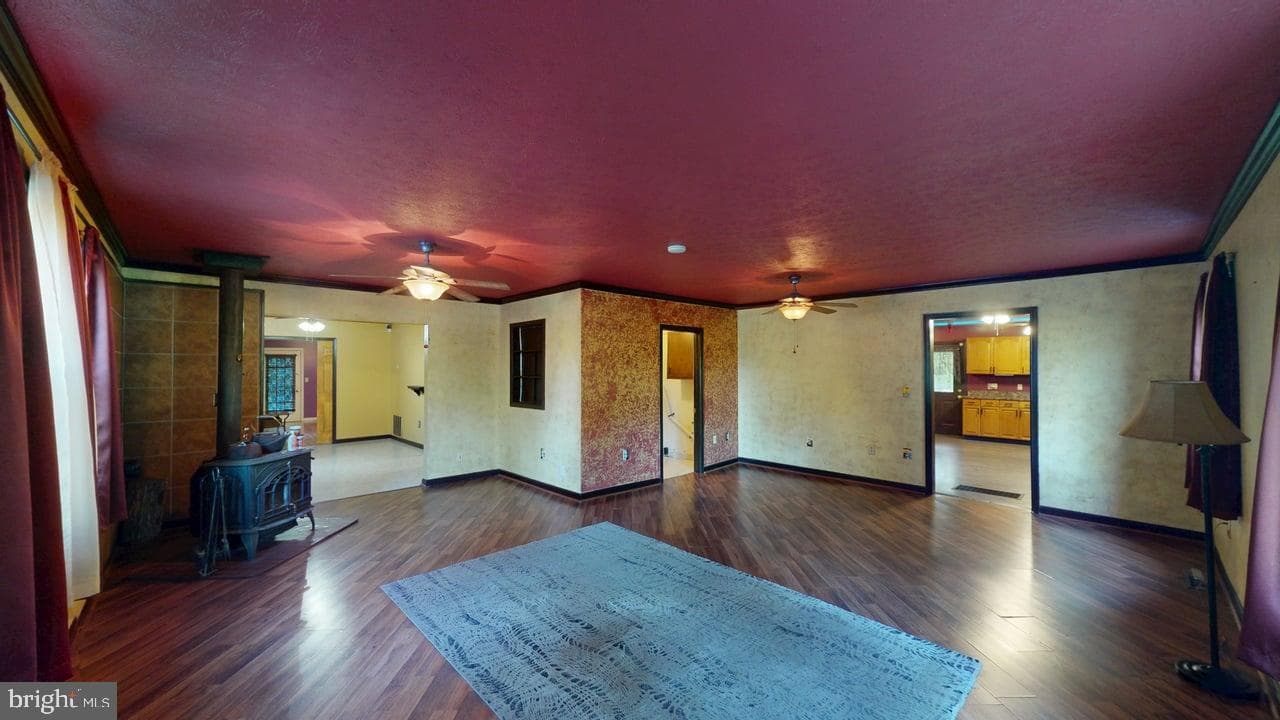 575 N River Highlands Rd photo 31