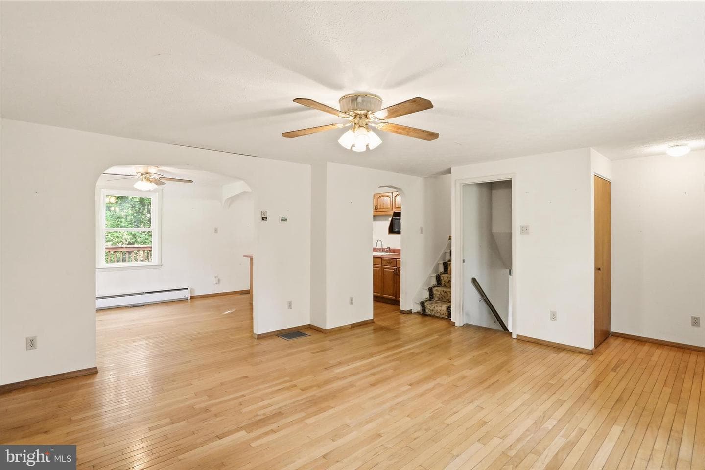633 Halterman Drive photo 10