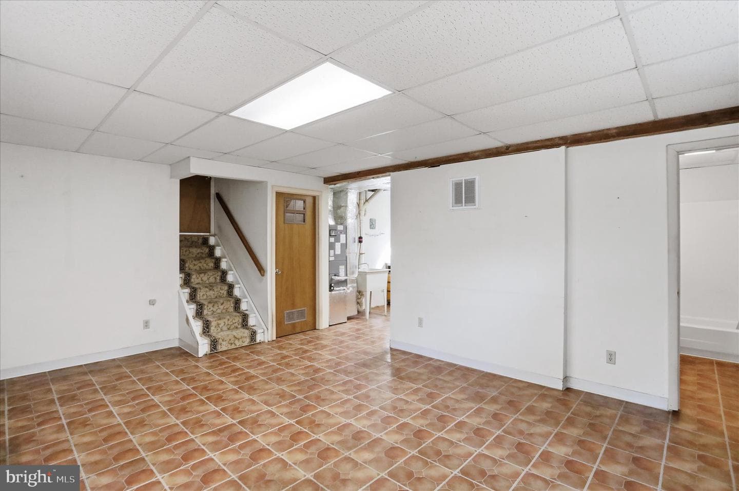 633 Halterman Drive photo 22