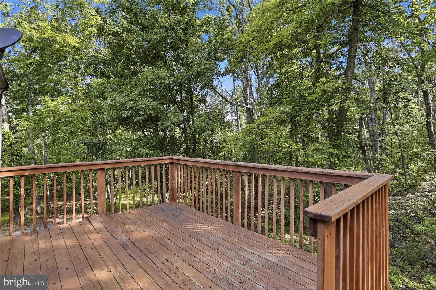 633 Halterman Drive photo 32
