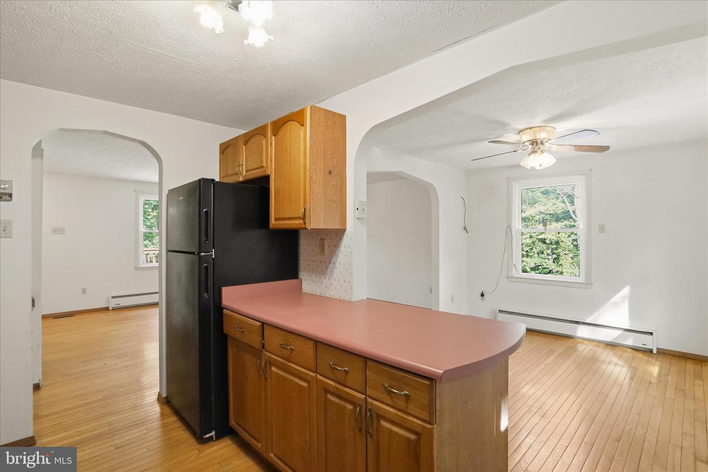 633 Halterman Drive photo 8
