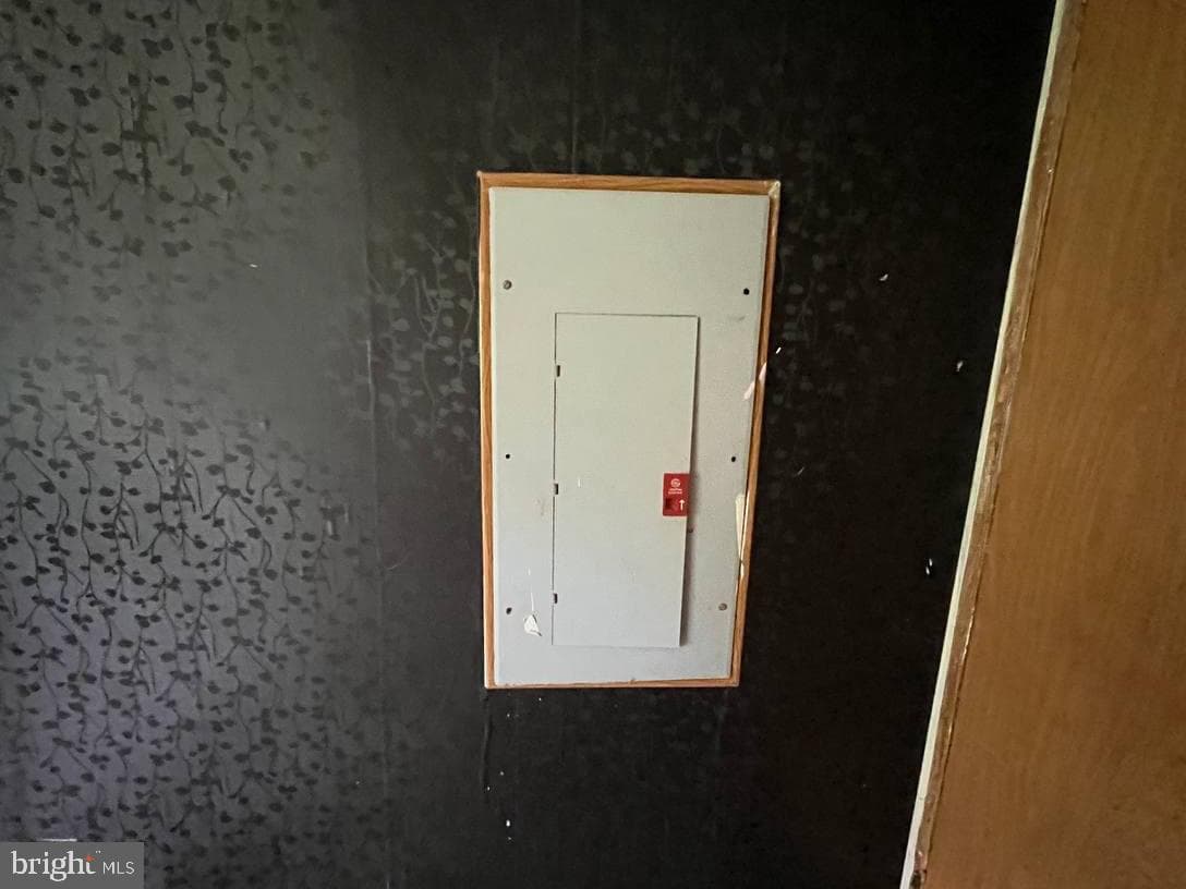 179 Angle Drive photo 29