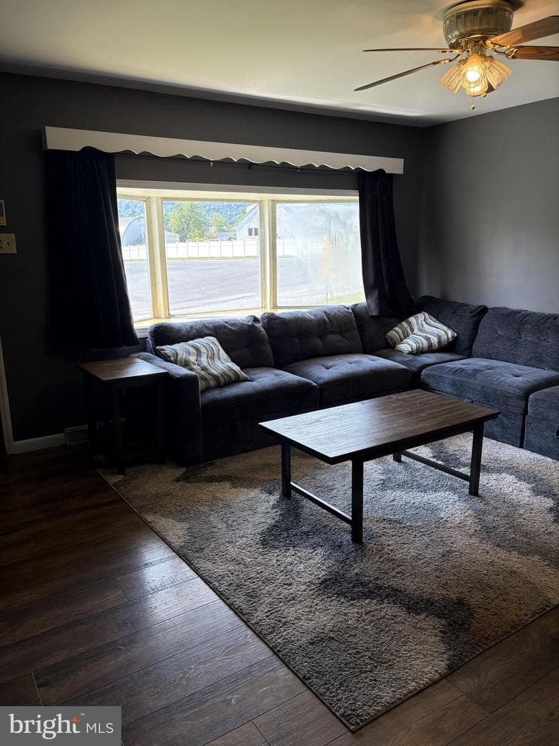 80 Mitchell Street photo 32