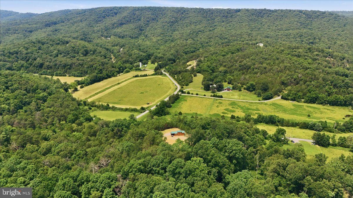 3300 Foxes Hollow Road photo 53