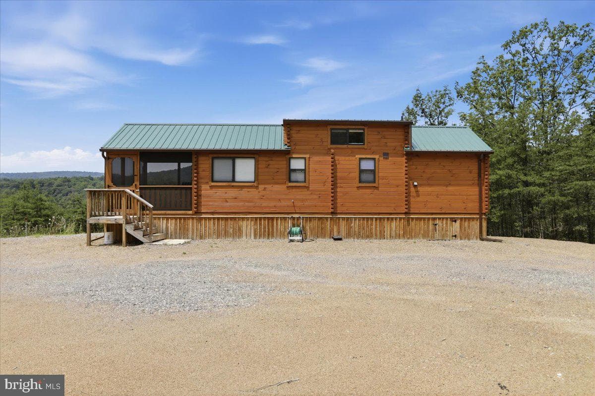 3300 Foxes Hollow Road photo 9