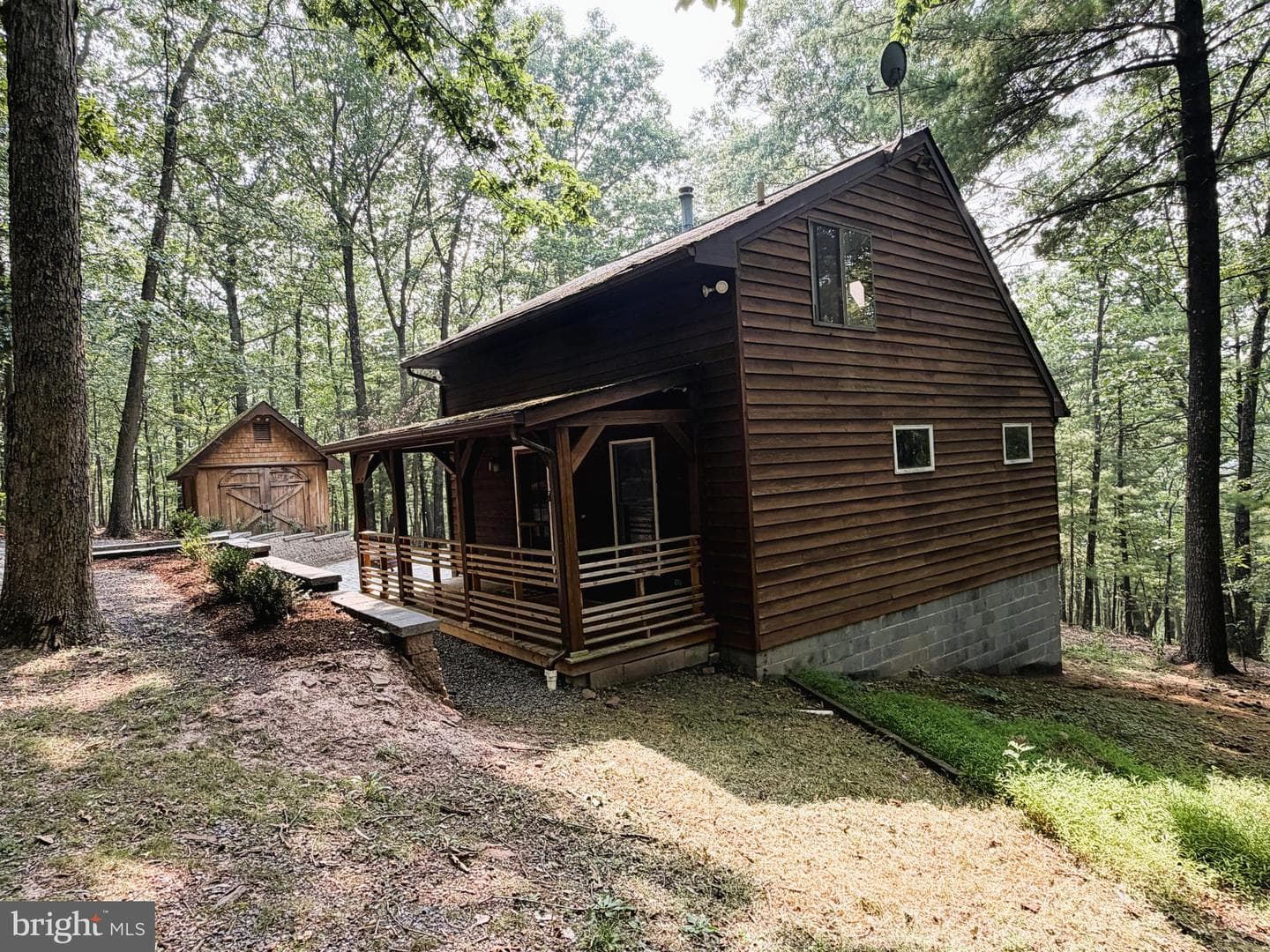 481 Feller Drive photo 1