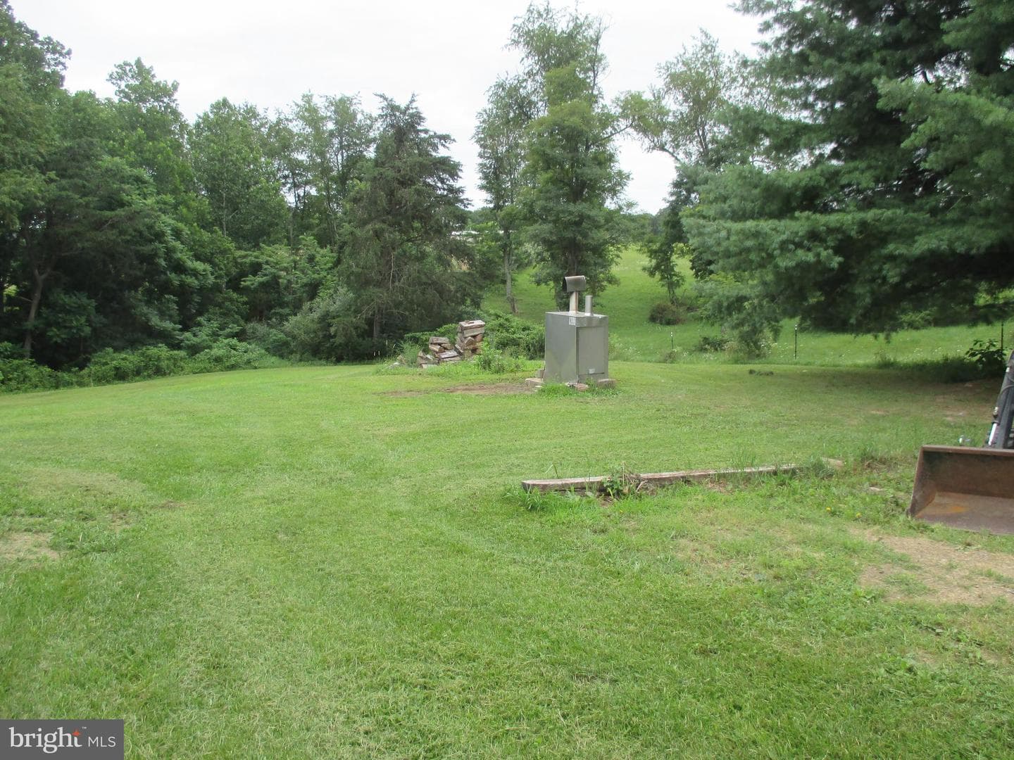 390 Spirit Lane photo 5