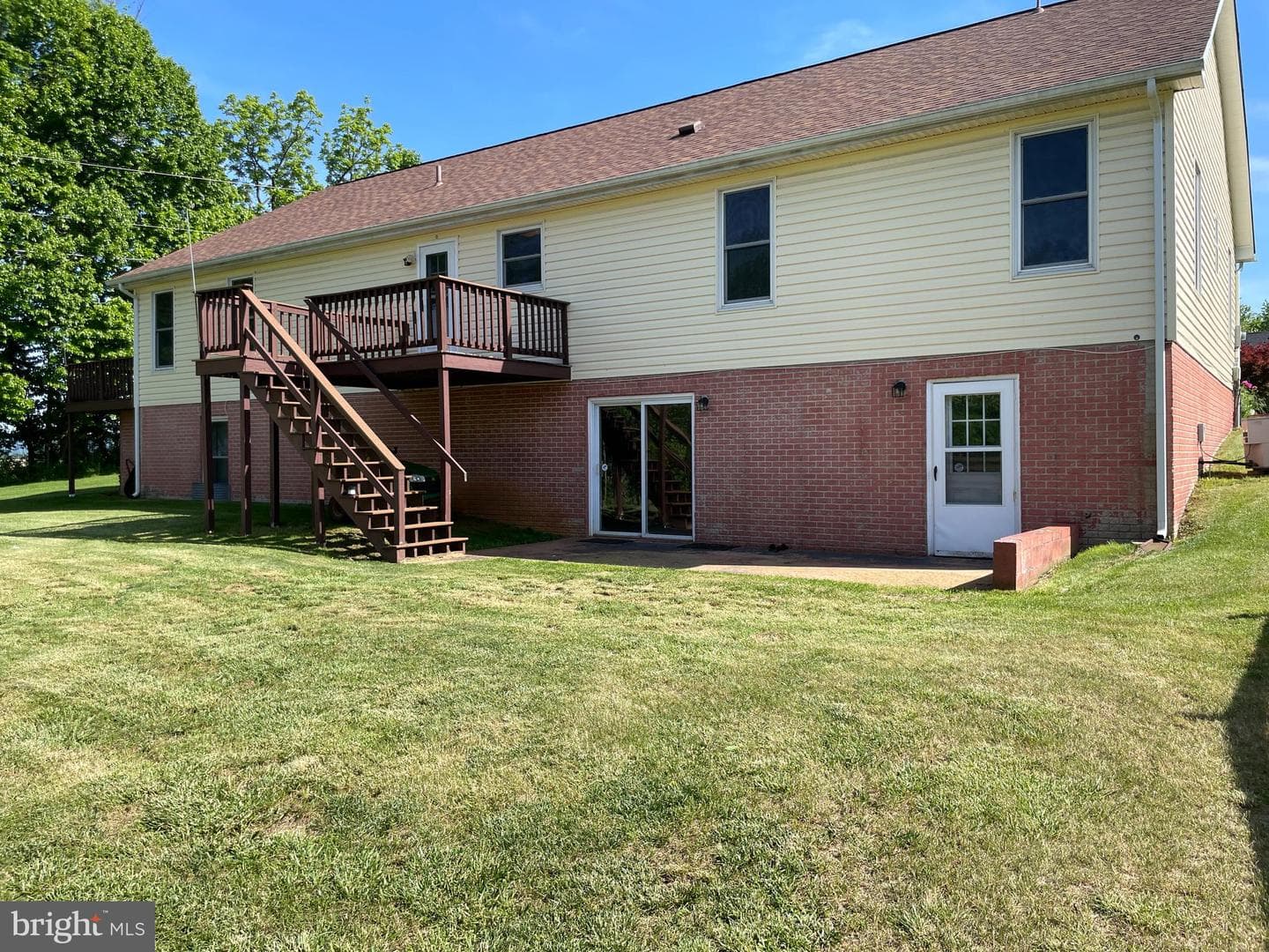 221 Deerfield Drive photo 53