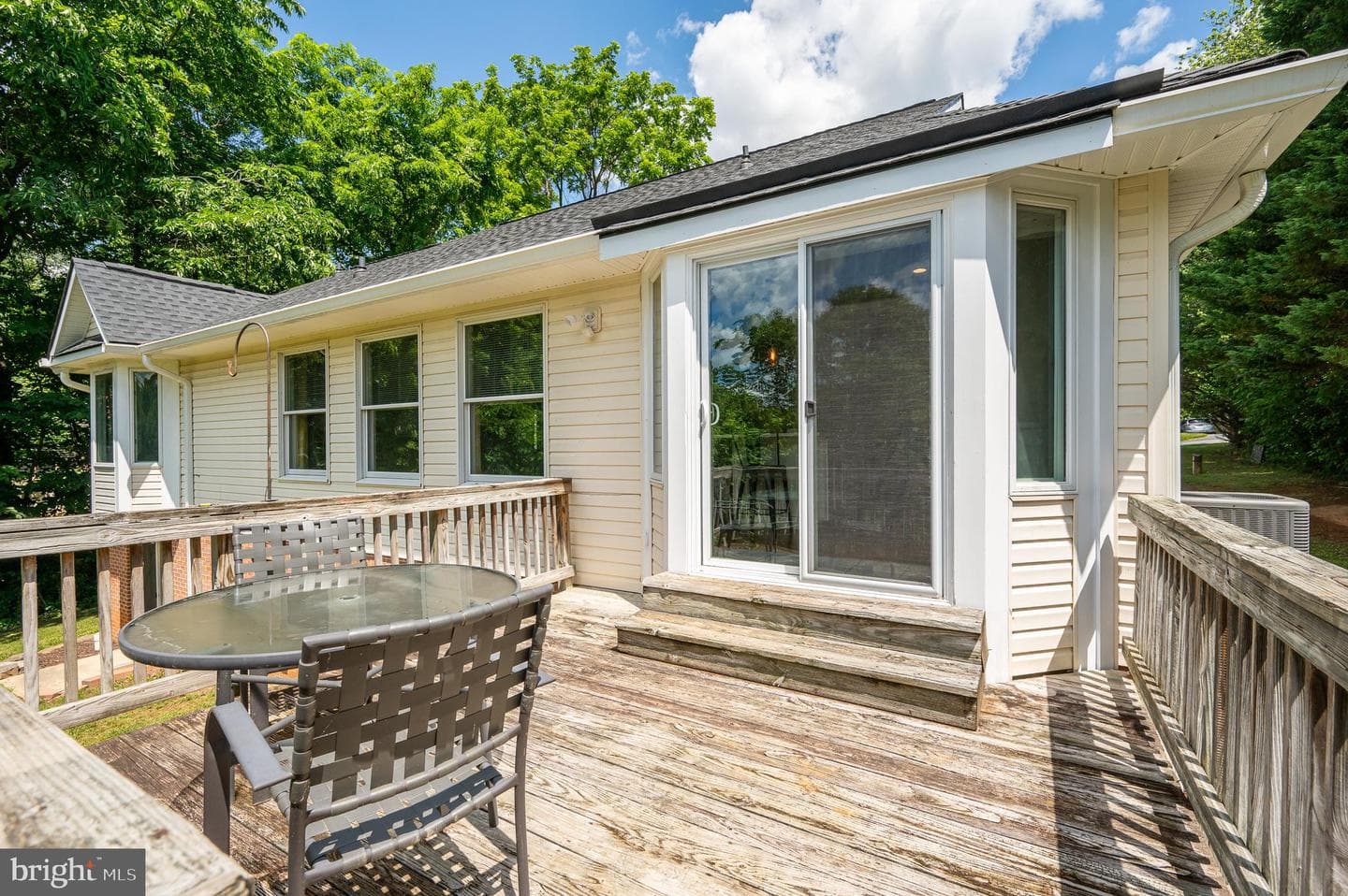 344 Bedford Drive photo 44