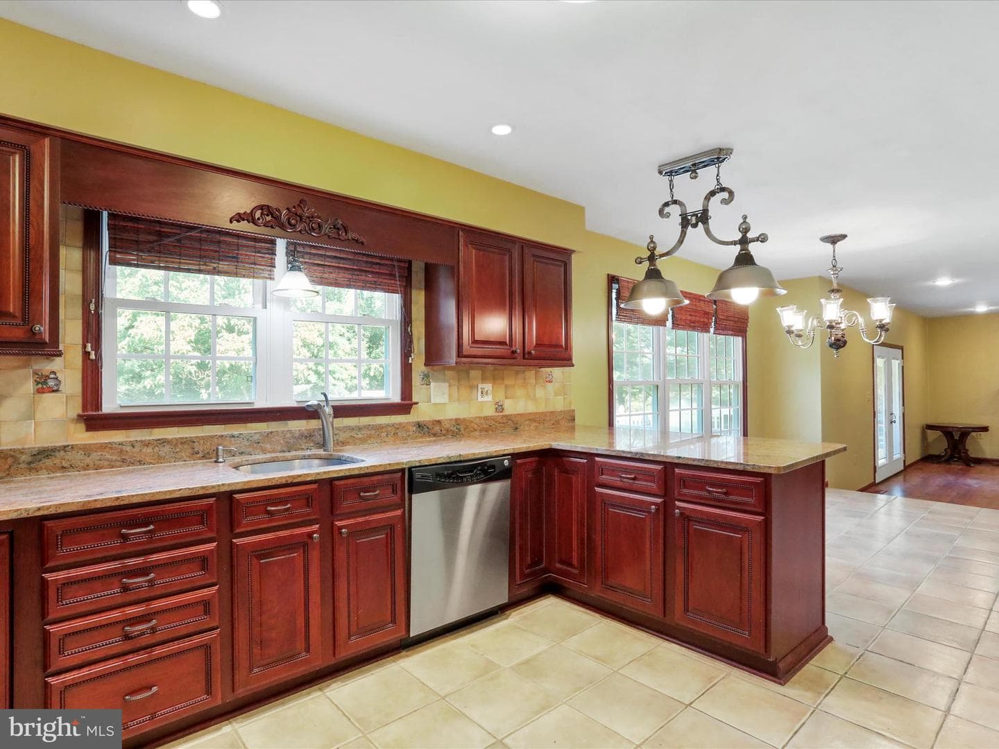 120 Monticello Drive photo 21