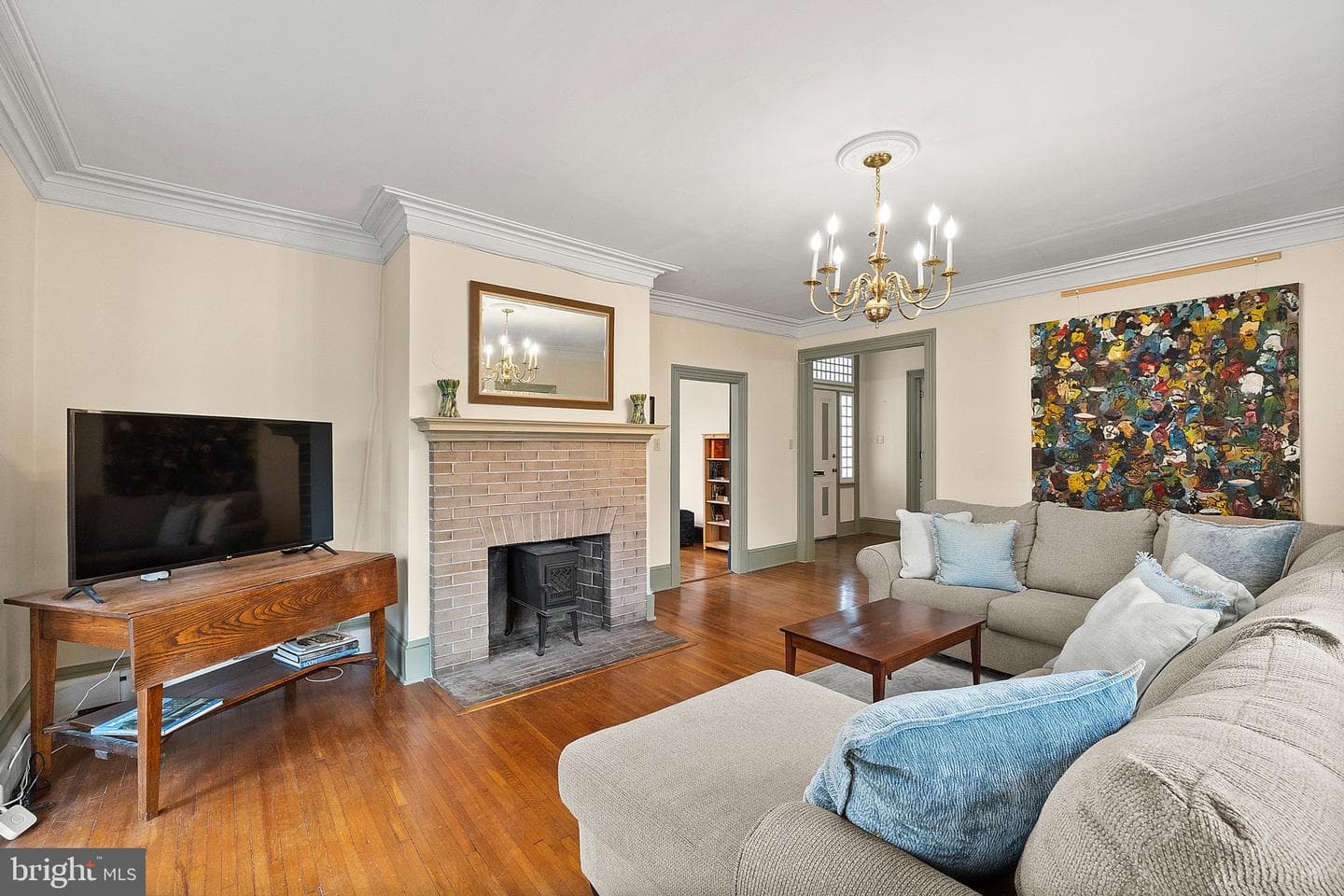 421 S George Street photo 31