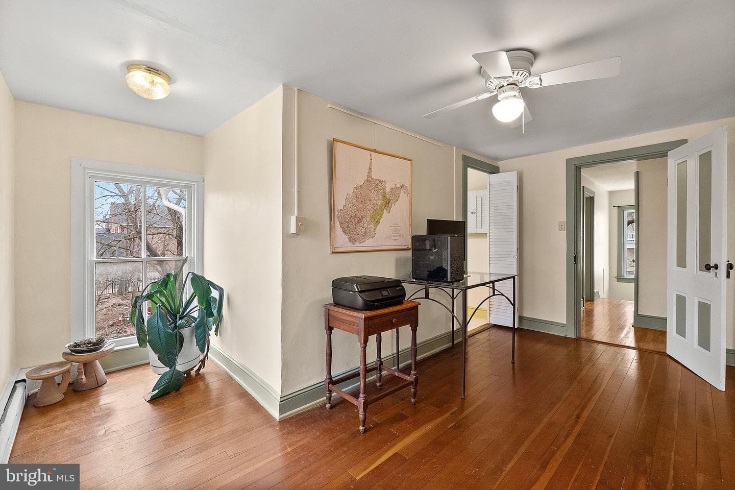 421 S George Street photo 58