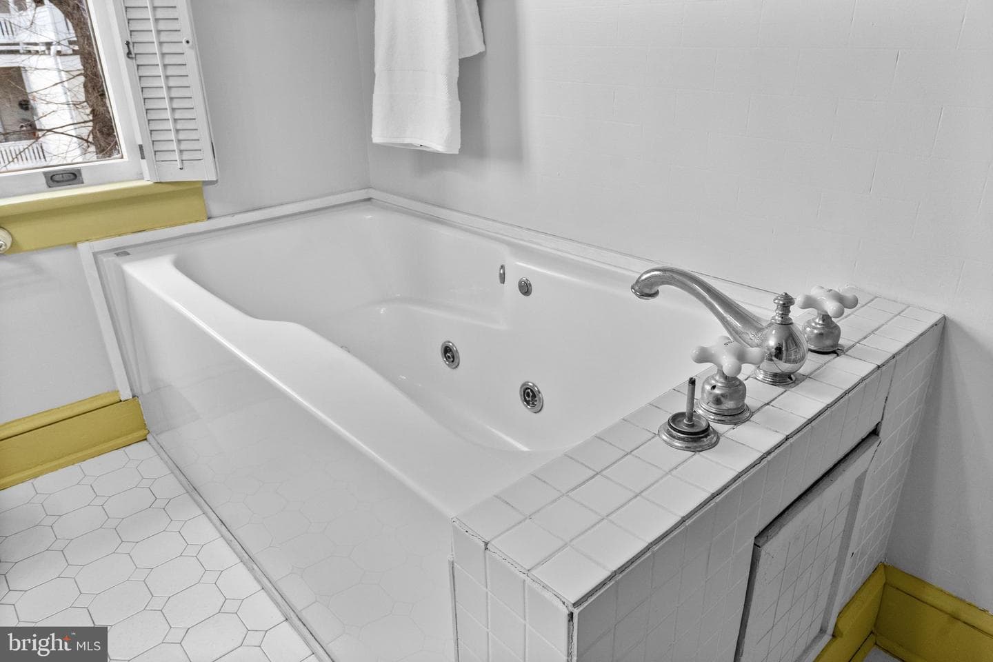 421 S George Street photo 63