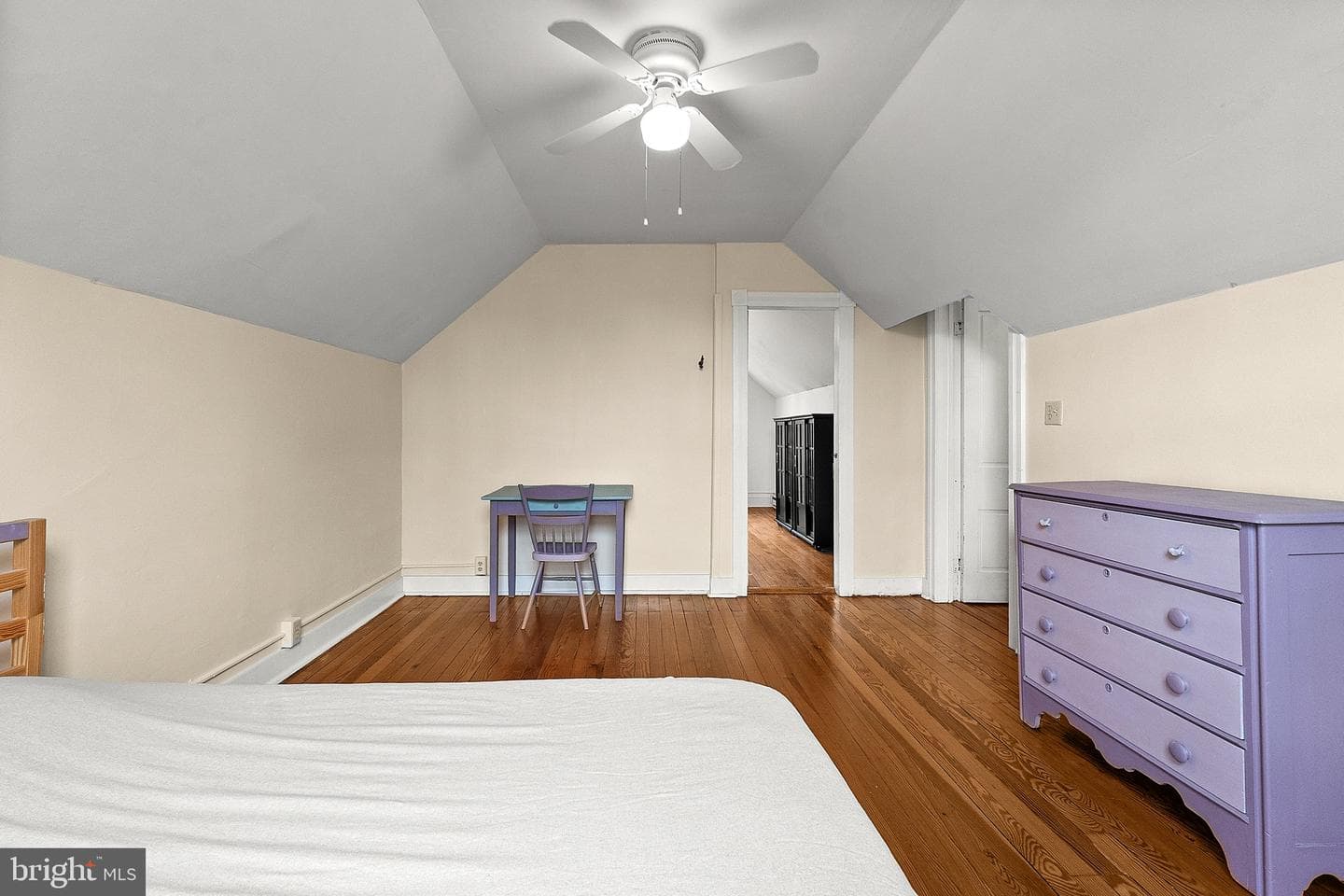 421 S George Street photo 65