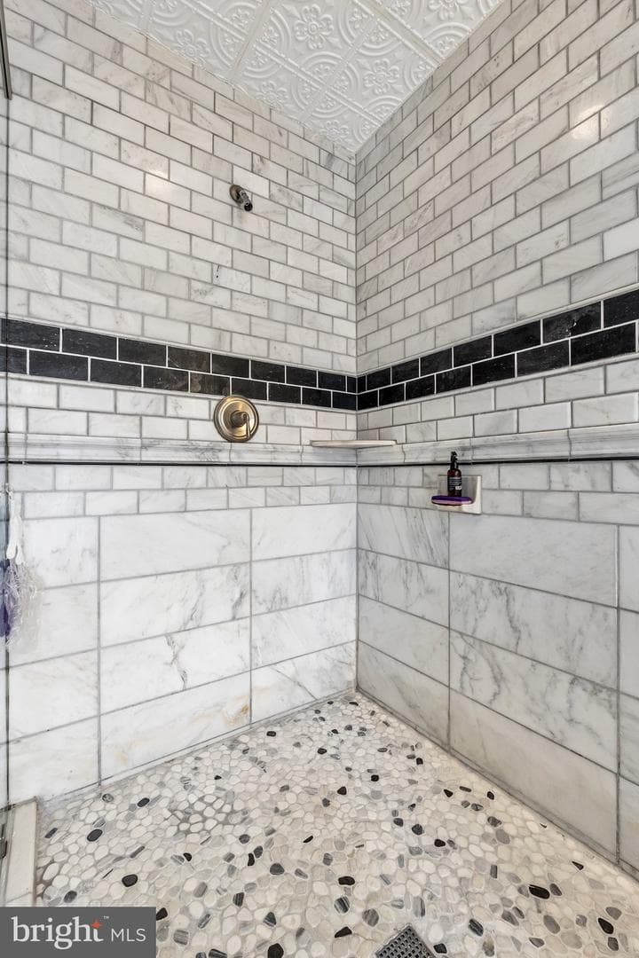 402 S Samuel Street photo 39