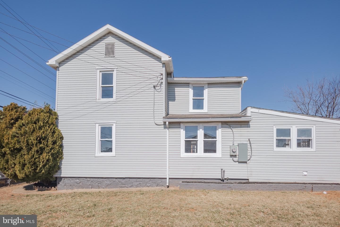203 S George Street photo 39