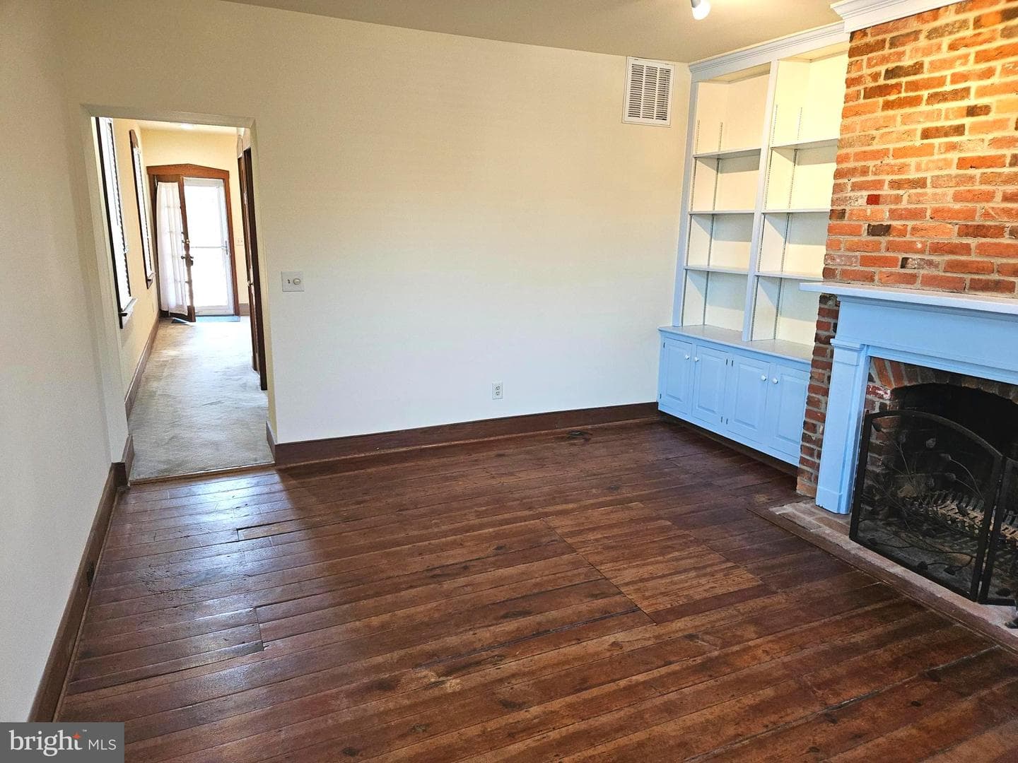 1179 W Washington Street photo 9