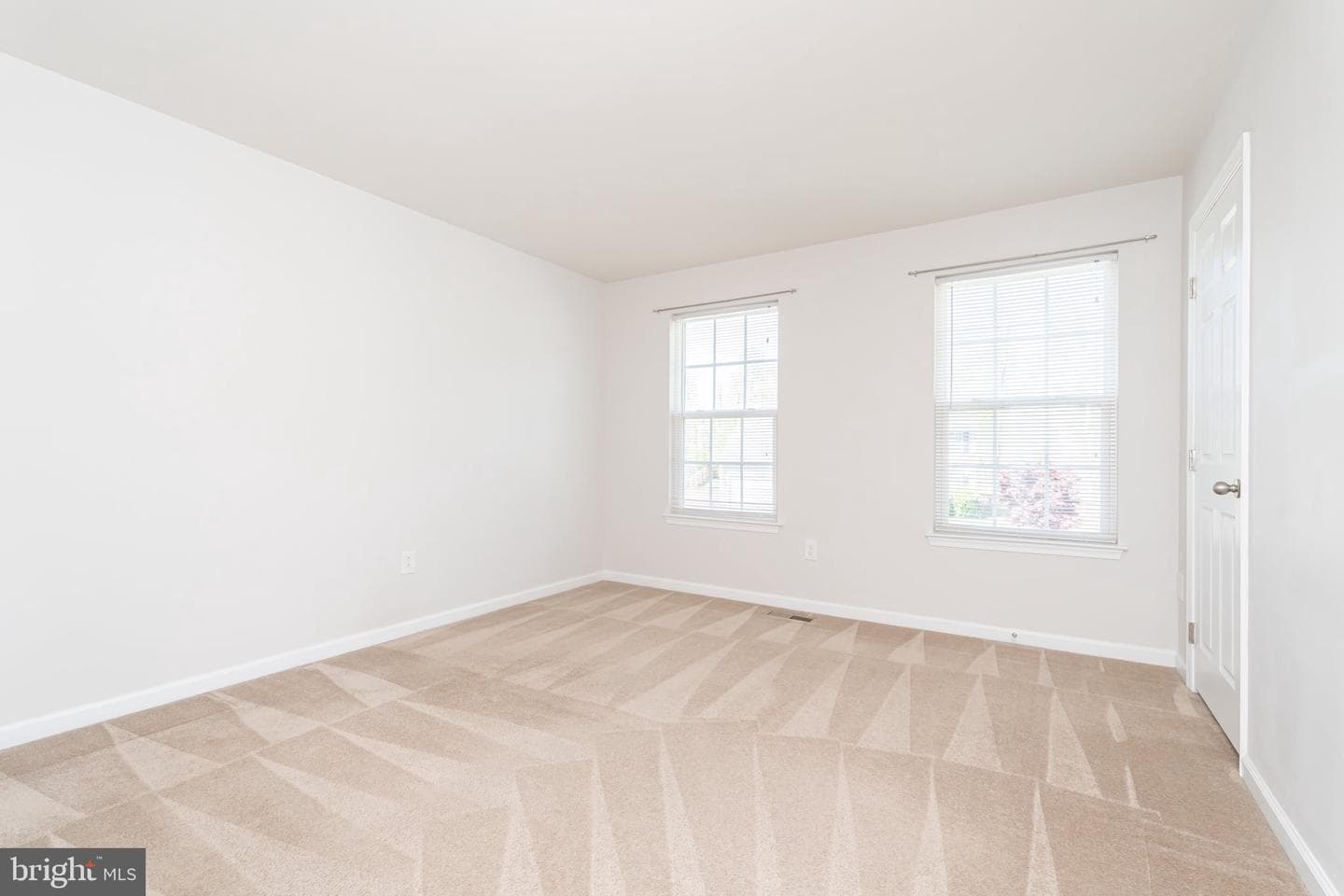 424 Maddex Farm Drive photo 25