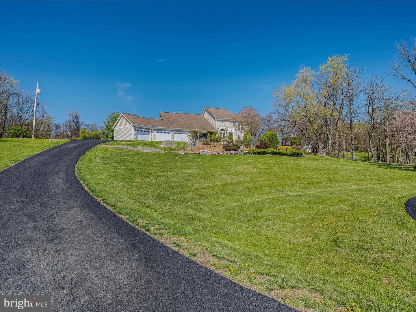240 W Blakeley Drive W photo 86