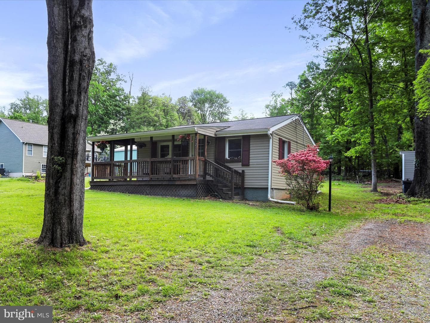 252 Blueberry Lane photo 32