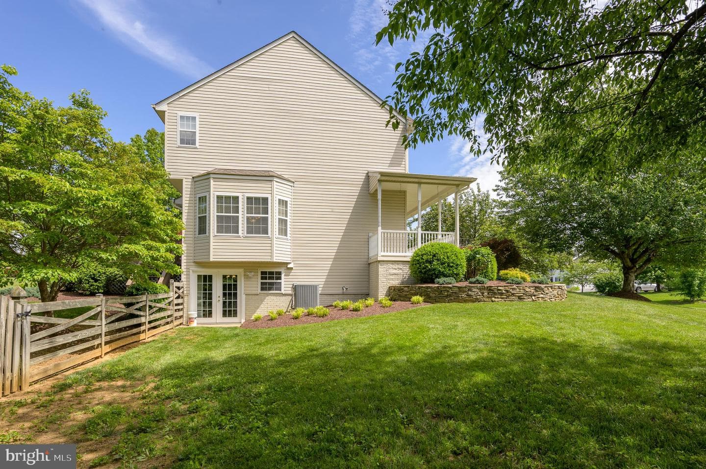 680 Mara Rose Lane photo 4