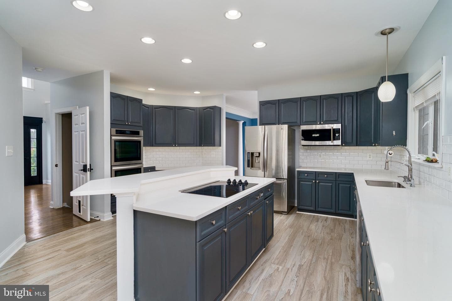 27 Costen Circle photo 13