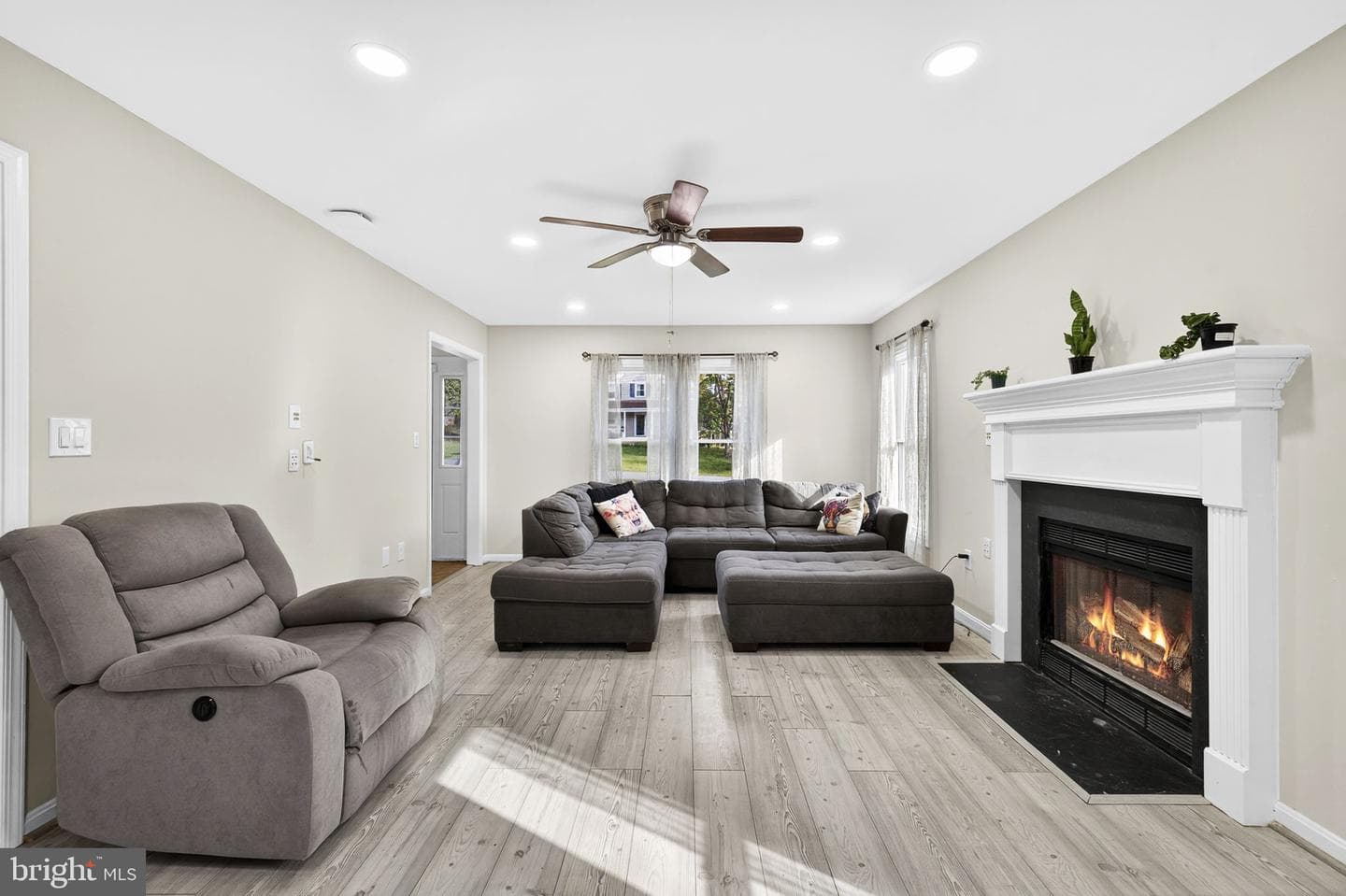 776 Thoroughbred Drive photo 20