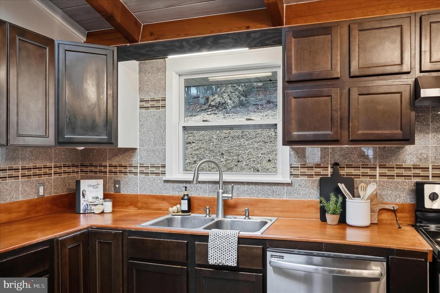 45 White Dogwood Road photo 14