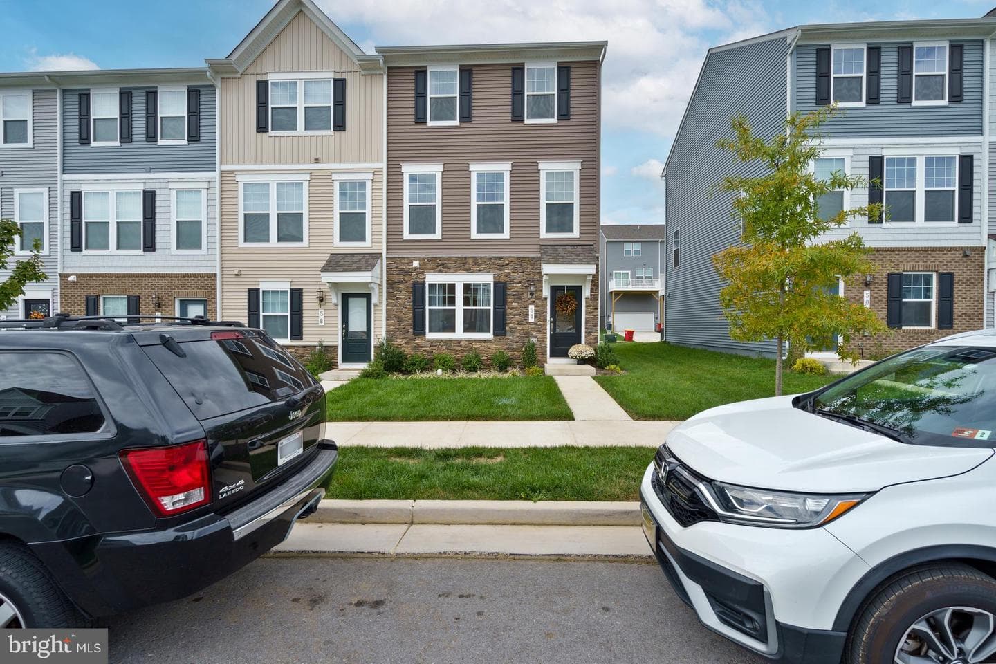 54 Coolidge Avenue photo 29