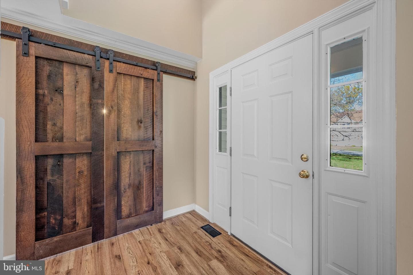 400 Deer Ridge Drive photo 7