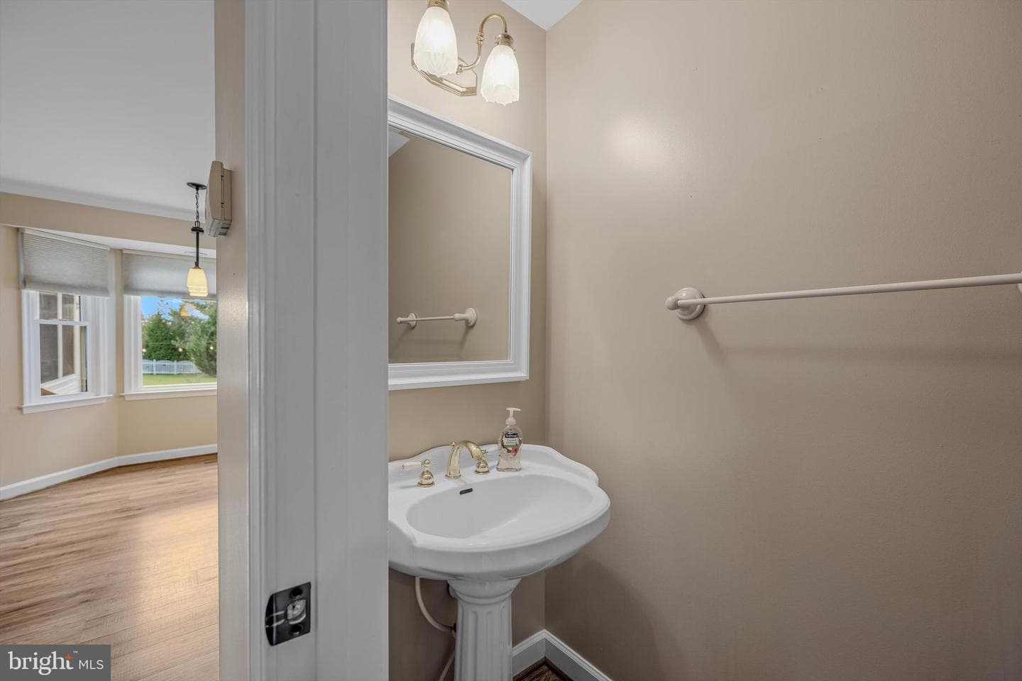 400 Deer Ridge Drive photo 9