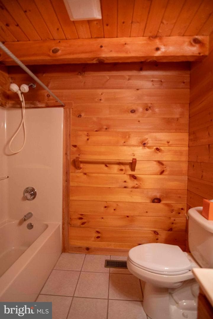 10201 Leetown Road photo 80