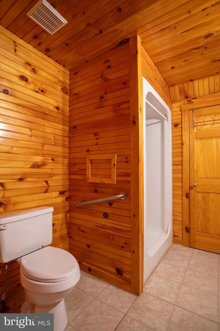 10201 Leetown Road photo 90