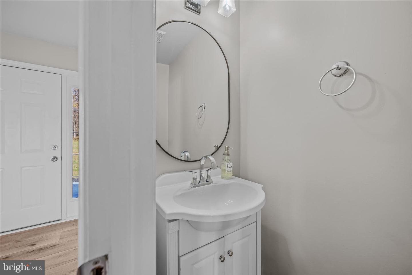 104 Stonehouse Lane photo 7