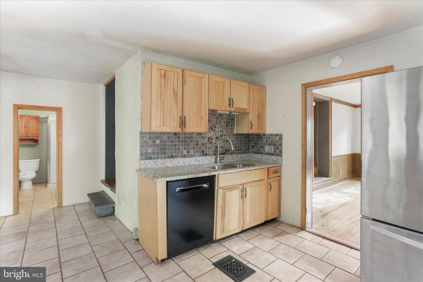 207 W High Street photo 11