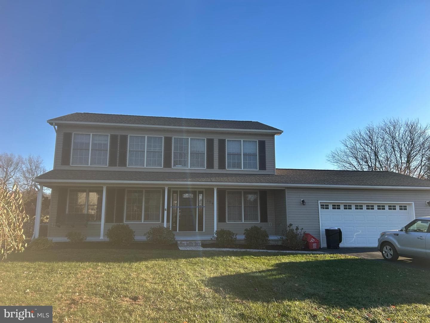 158 New Thomas Drive photo 1