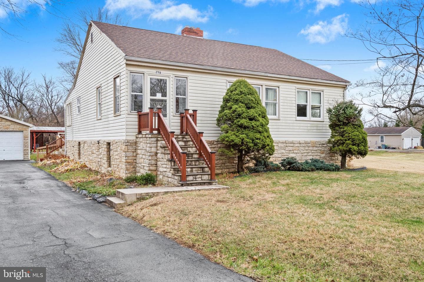 778 Kearneysville Pike photo 2