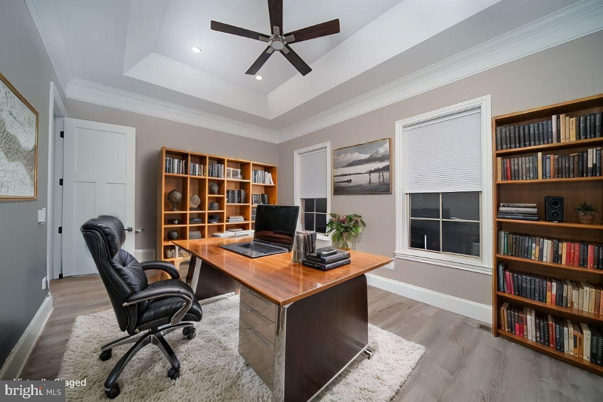 659 Waterside Drive photo 6