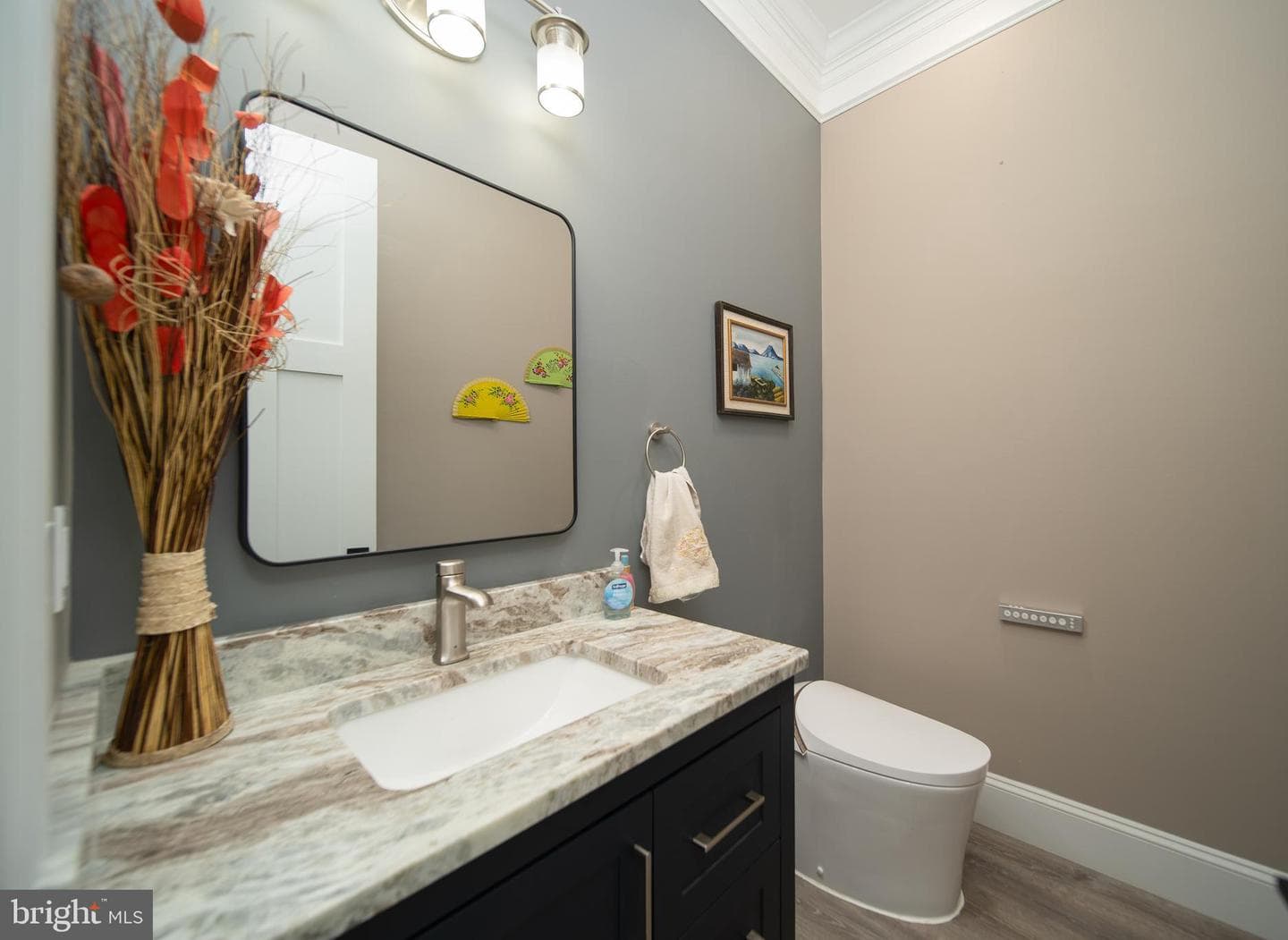659 Waterside Drive photo 7