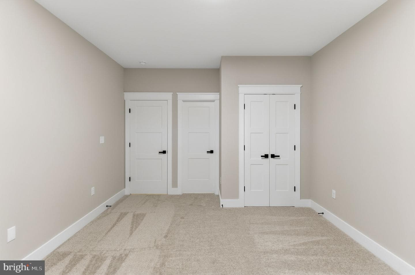 Mistletoe Lane #lot 19 photo 33