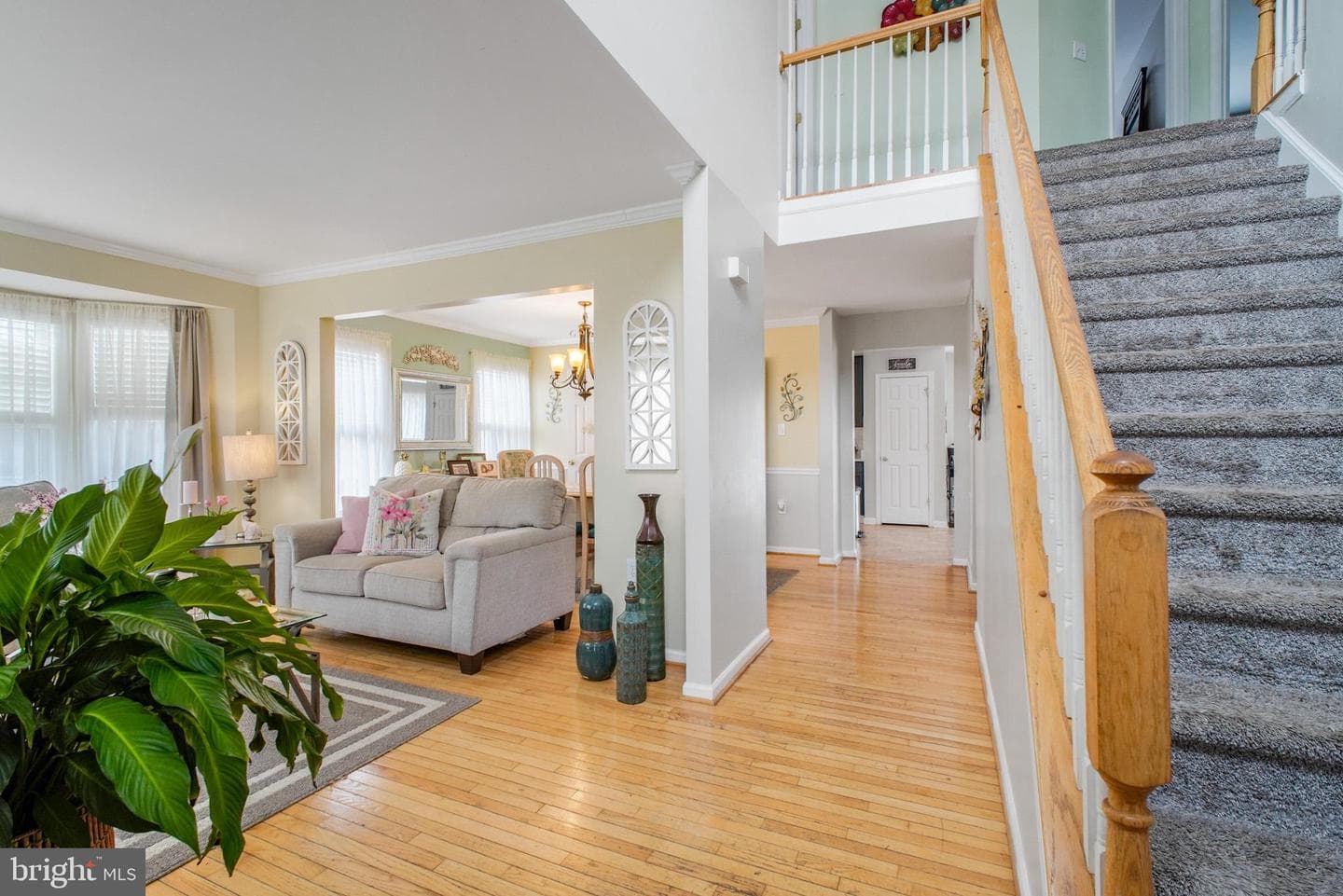 108 Estate Lane photo 3