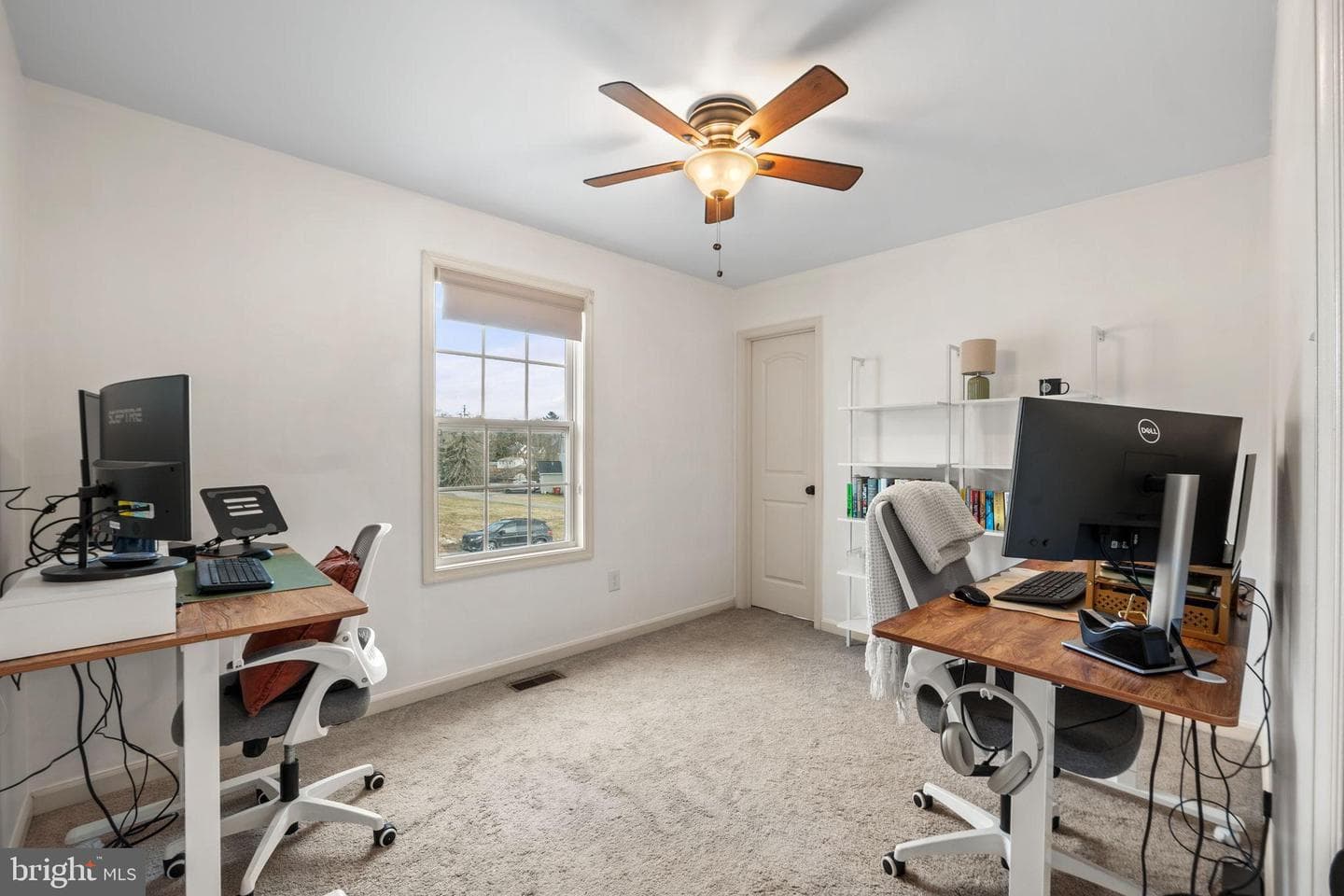 99 Nathaniel Drive photo 22
